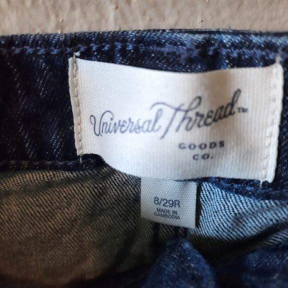 Women's size 8 Jean Shorts. - Picture 3 of 3